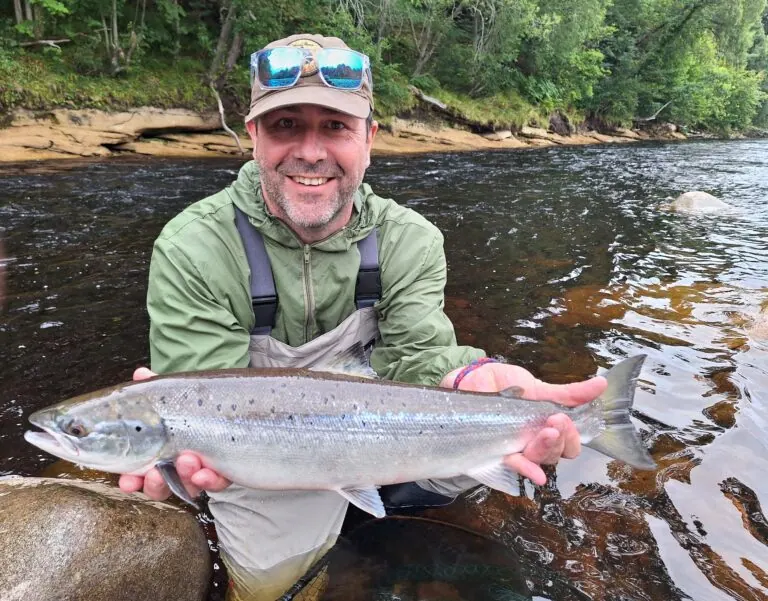 A Beginner’s Triumph: Guiding Mark Hammond’s First Salmon Fly Fishing Adventure